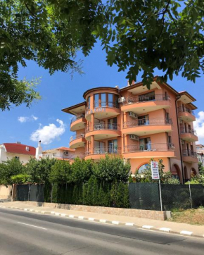 Гостиница Guest House Val and Kate  Свети-Влас